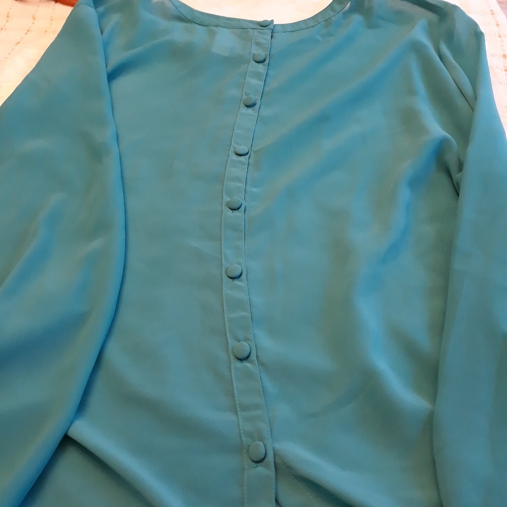 Women’s Teal Bow-Accent Blouse - Picture 9 of 11